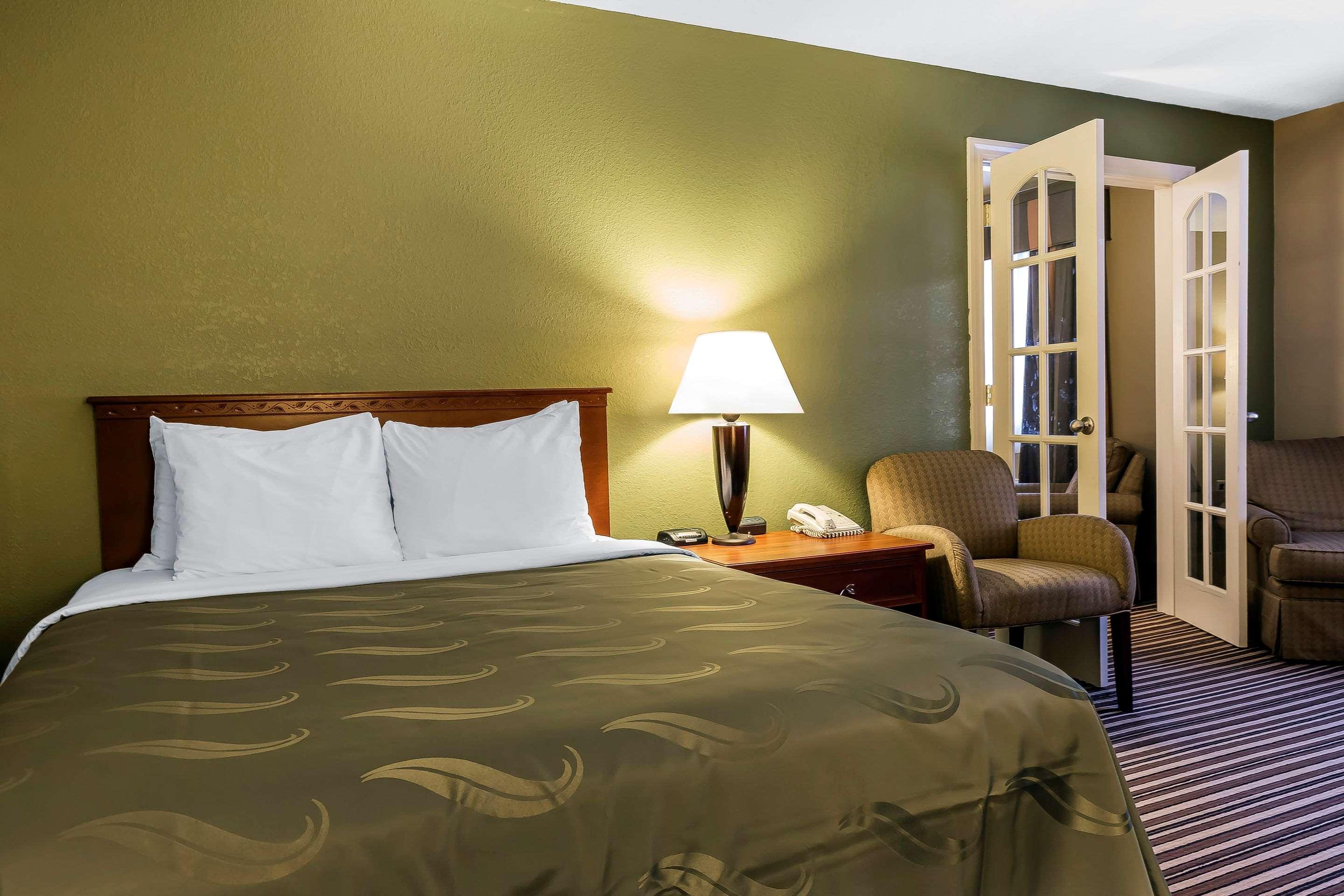 Quality Inn & Suites Columbia I-70 Dış mekan fotoğraf