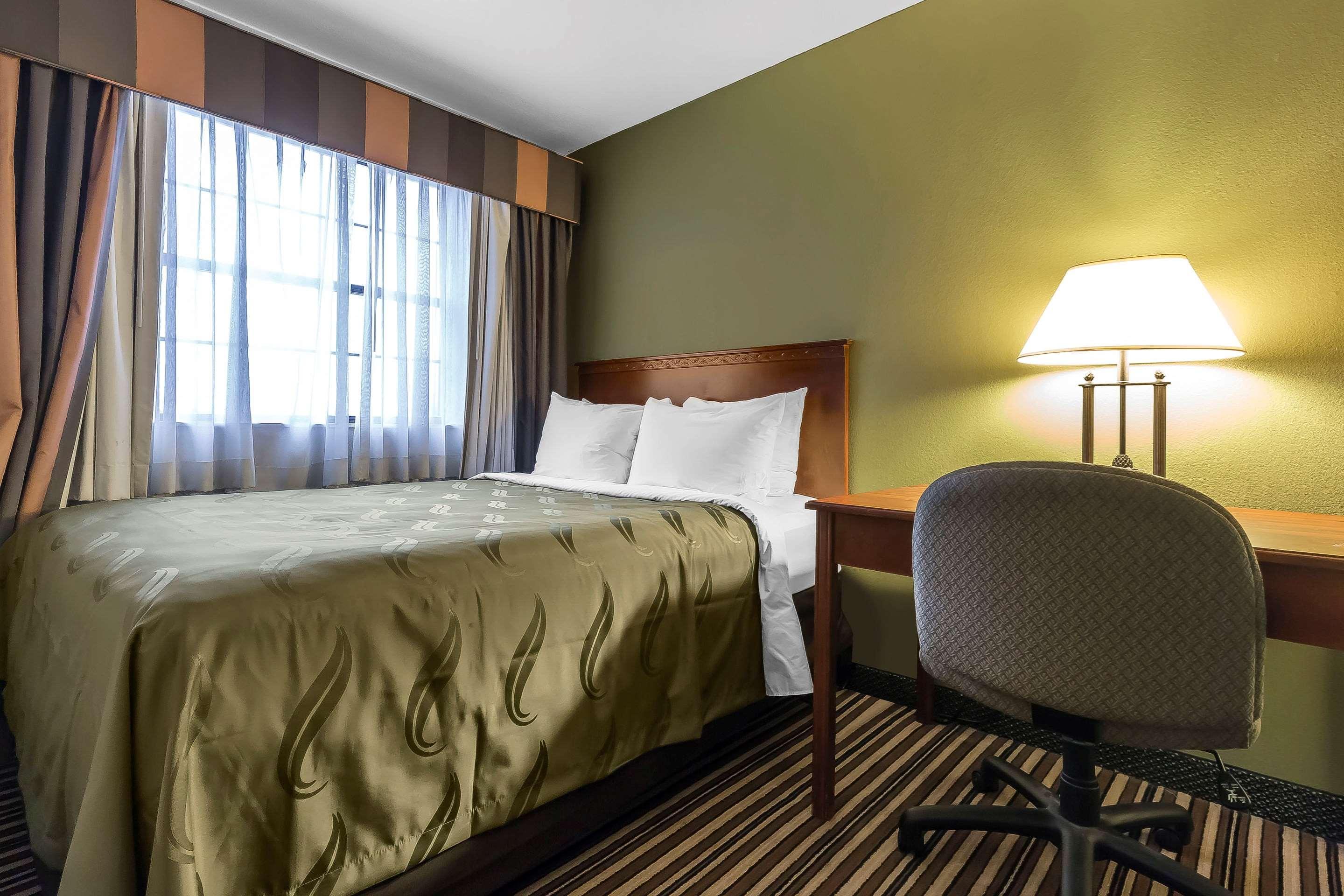 Quality Inn & Suites Columbia I-70 Dış mekan fotoğraf