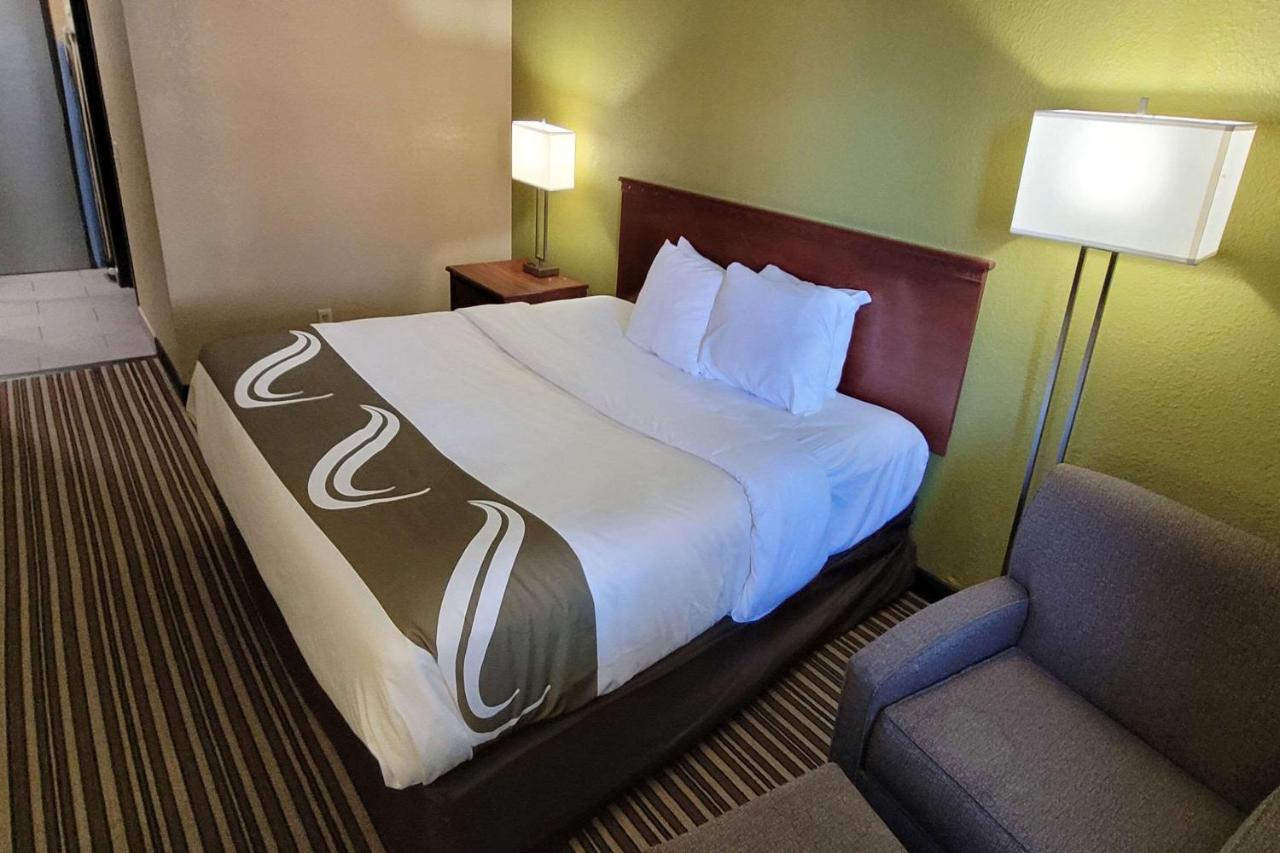 Quality Inn & Suites Columbia I-70 Dış mekan fotoğraf