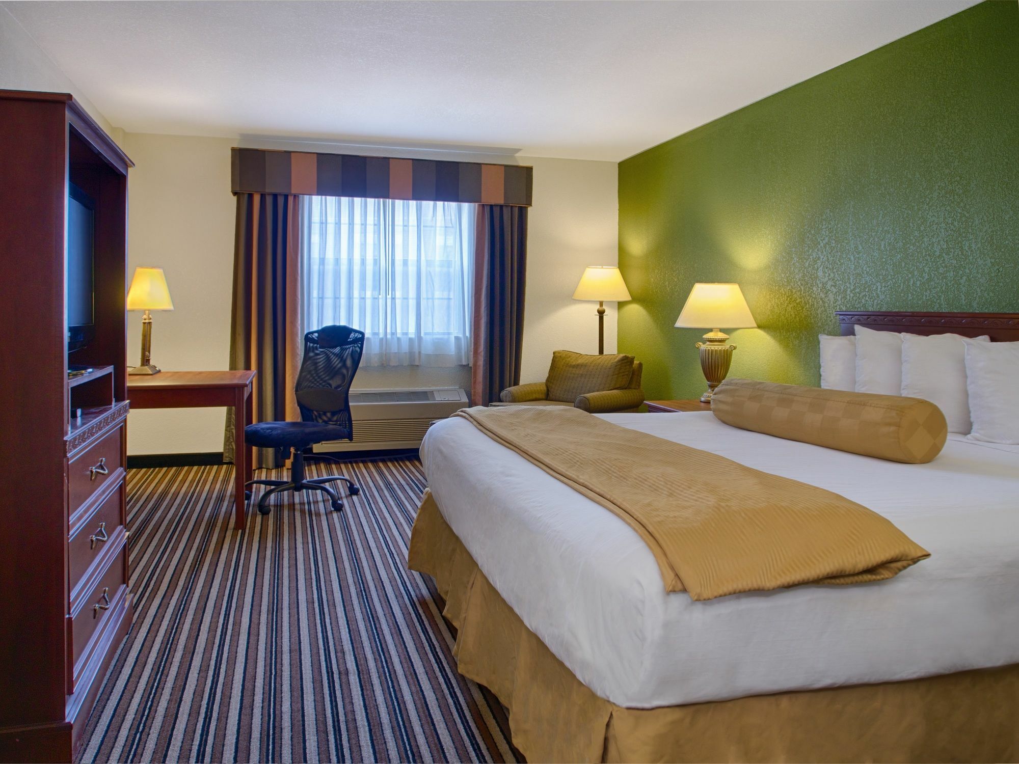 Quality Inn & Suites Columbia I-70 Dış mekan fotoğraf